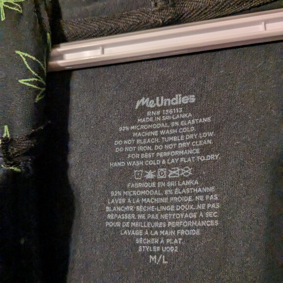 MeUndies Pot Leaf Marijuana Pajama Onesie M/L - Picture 2 of 2